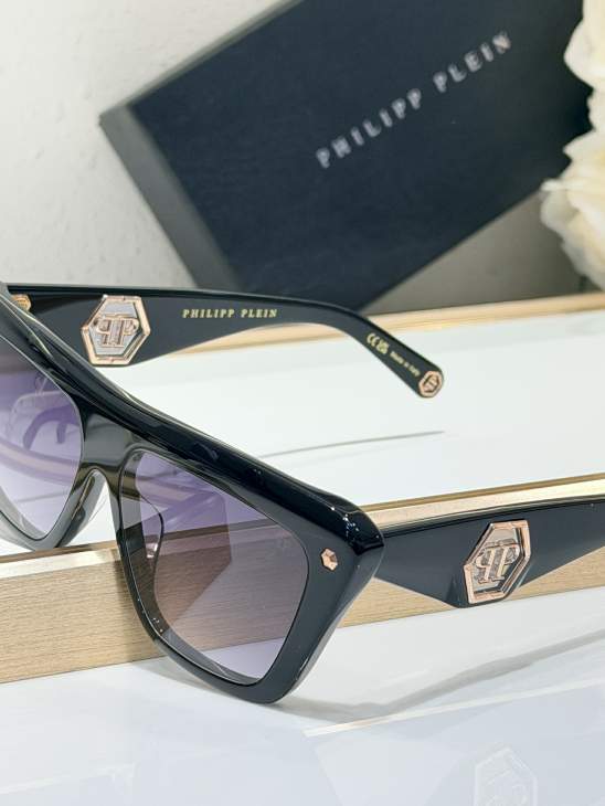 Picture of Philipp Plein Sunglasses _SKUfw80236285fw